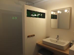 Chambres d'hotes/B&B Cour Et Jardin : photos des chambres