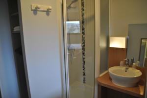 Hotel The Originals Millau Sud (ex P'tit-Dej Hotel) : photos des chambres