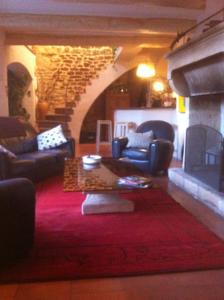 Hebergement Grande maison de Village : photos des chambres
