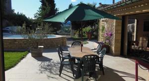 Hebergement Grande maison de Village : photos des chambres