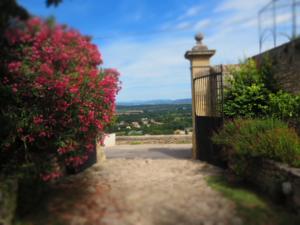 Hebergement Grande maison de Village : photos des chambres