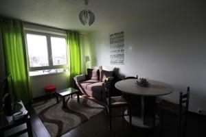 Appartement Les Eglantines : photos des chambres