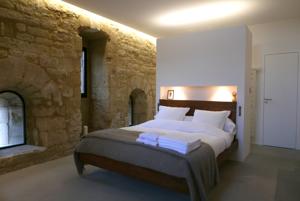 Chambres d'hotes/B&B Tour Sarrazine de Montaren : photos des chambres