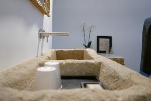 Chambres d'hotes/B&B Tour Sarrazine de Montaren : photos des chambres