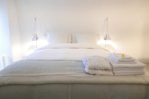 Chambres d'hotes/B&B Tour Sarrazine de Montaren : photos des chambres