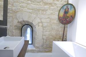 Chambres d'hotes/B&B Tour Sarrazine de Montaren : photos des chambres