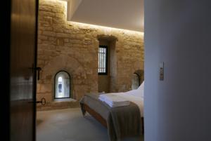 Chambres d'hotes/B&B Tour Sarrazine de Montaren : photos des chambres