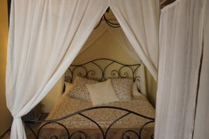 Hebergement The Little Yellow House South of France : photos des chambres