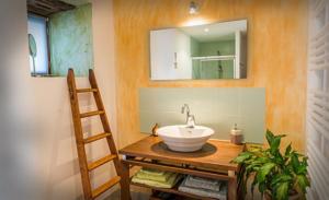 Chambres d'hotes/B&B Chambres et Jardin de Pierres : photos des chambres