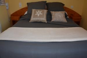 Hotel Logis Le Ceans : photos des chambres