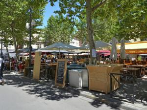 Hebergement Maison De Vacances - Montfrin : photos des chambres