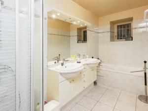 Hebergement Maison De Vacances - Montclera 1 : photos des chambres