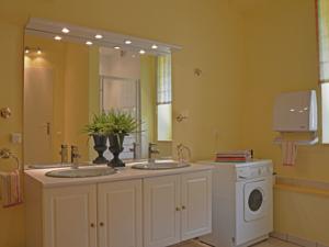 Hebergement Domaine La Bouscade : photos des chambres