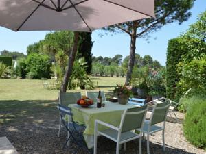 Hebergement Domaine La Bouscade : photos des chambres