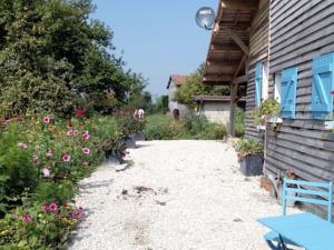 Hebergement Holiday home Les Volets Bleus 2 : photos des chambres
