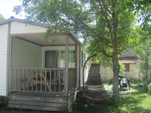 Hebergement Camping les Lavandes : photos des chambres