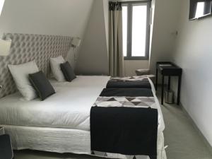 Hotel Versailles Chantiers : photos des chambres