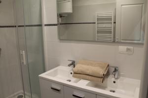 Appartement Le Presbytere : photos des chambres