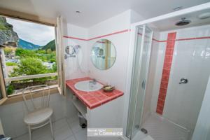Nouvel Hotel du Commerce : photos des chambres