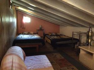 Hebergement Maison dans corbieres : photos des chambres