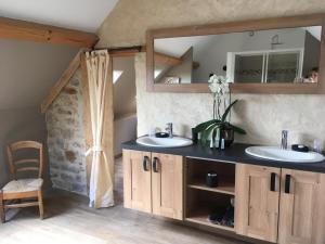 Hebergement la chaumiere : photos des chambres
