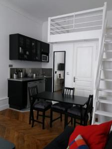 Appartement Studio 4 personnes hyper centre : photos des chambres