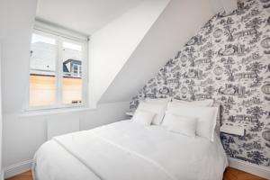 Appartement Les Demoiselles a Versailles - Au Pied du Chateau : photos des chambres