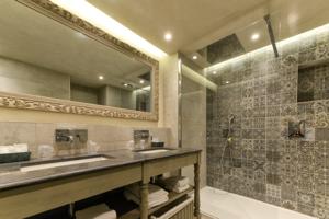 Nouvel Hotel du Commerce : photos des chambres