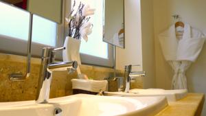Hotel Hostellerie De Levernois : photos des chambres