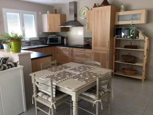 Hebergement Gite Vigneron du Domaine d'Alon : photos des chambres