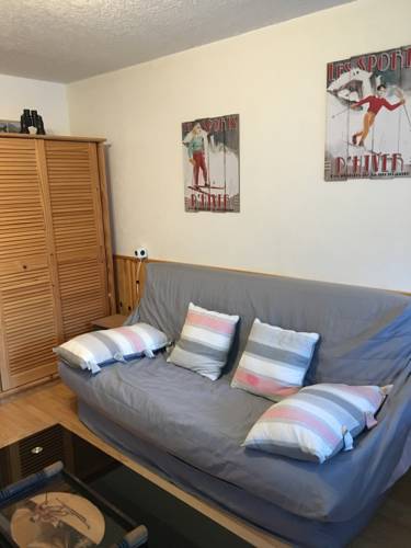 Boite De Nuit Saint Lary Soulan Appartement 24m2 vue montagne : Appartement Saint-Lary-Soulan 65170