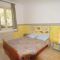 Hebergement Holiday Home Senechas with a Fireplace 05 : photos des chambres