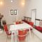 Hebergement Three-Bedroom Holiday Home in S-Andre-de-Majoencoul. : photos des chambres