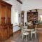 Hebergement Three-Bedroom Holiday Home in Eyguians : photos des chambres