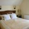 Hebergement Chateau De La Presle, Breurey Les Faverney : photos des chambres