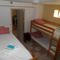 Auberge de jeunesse Domaine du Bourg gite etape : photos des chambres