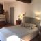Chambres d'hotes/B&B Le Petit Chateau De Sainte Colombe : photos des chambres
