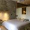 Chambres d'hotes/B&B Le Val d'Ailleurs : photos des chambres