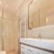 Hebergement Four-Bedroom Holiday Home in Villelongue : photos des chambres