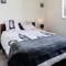 Hebergement Two-Bedroom Holiday Home in La Reole : photos des chambres