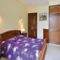 Hebergement Three-Bedroom Holiday Home in Aubarne Sant.Anastasie : photos des chambres