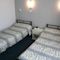 Logis Hotel Saint Jacques : photos des chambres