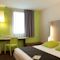 Hotel Campanile Roissy - Aeroport CDG - Le Mesnil Amelot : photos des chambres
