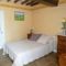 Hebergement Gite du Charmoy : photos des chambres