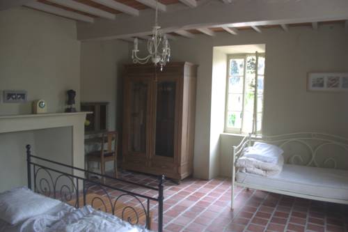 Les Oliviers : Chambres d'hotes/B&B proche d'Armentieux