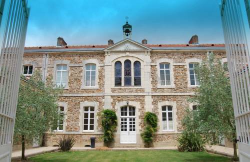 La Maison D'Olivier : Chambres d'hotes/B&B proche de Mesnard-la-Barotière