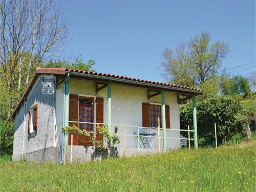 Two-Bedroom Holiday Home in St. Bressou : Hebergement proche de Cardaillac