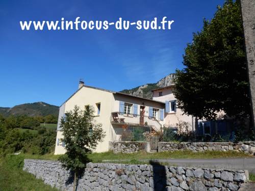 Infocus-Du-Sud : Chambres d'hotes/B&B proche de Roquefort-les-Cascades