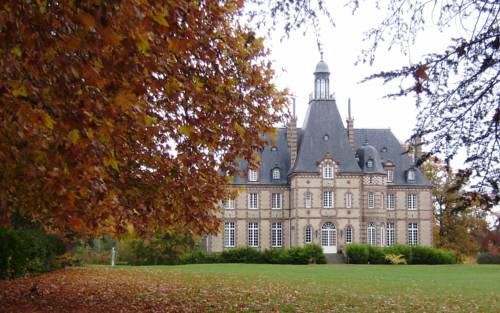 Château Rivesarthe : Chambres d'hotes/B&B proche de Noyen-sur-Sarthe