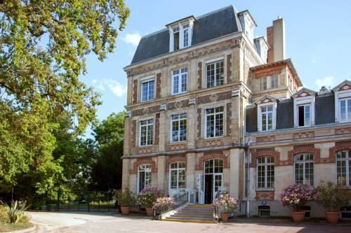 Hotel The Originals Maison de l'Abbaye (ex Relais du Silence) : Hotel proche de Fresnes